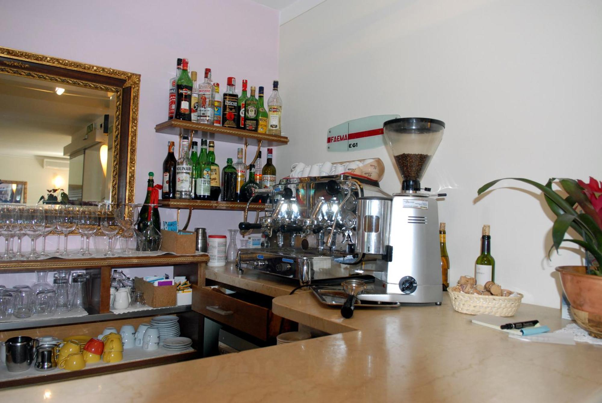 Locanda Da Vittorio Manerba del Garda Kültér fotó
