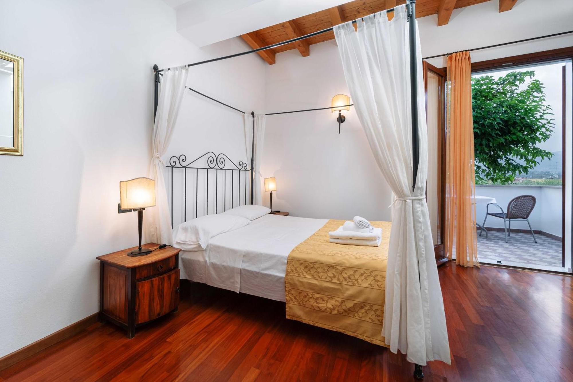 Locanda Da Vittorio Manerba del Garda Kültér fotó