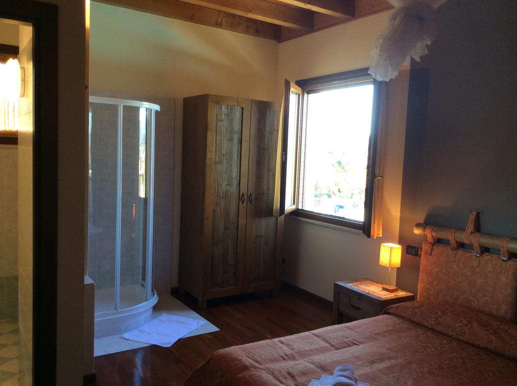 Locanda Da Vittorio Manerba del Garda Kültér fotó
