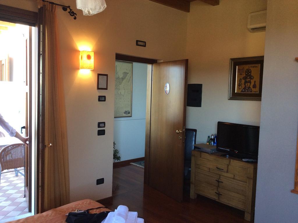 Locanda Da Vittorio Manerba del Garda Kültér fotó